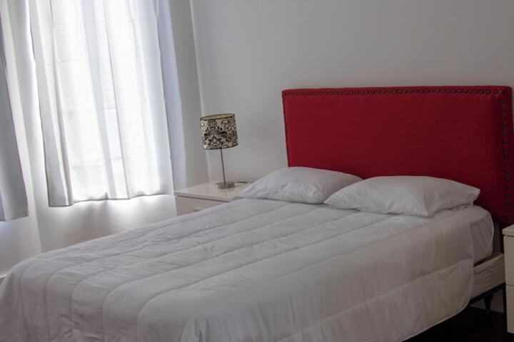 Room 30 of 86