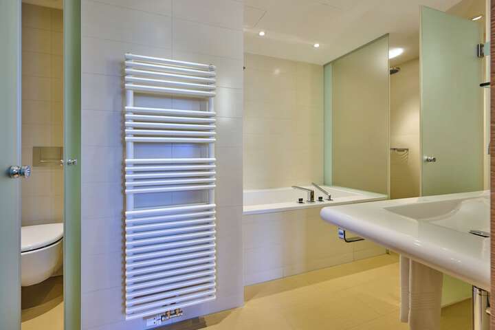 Bath Interior