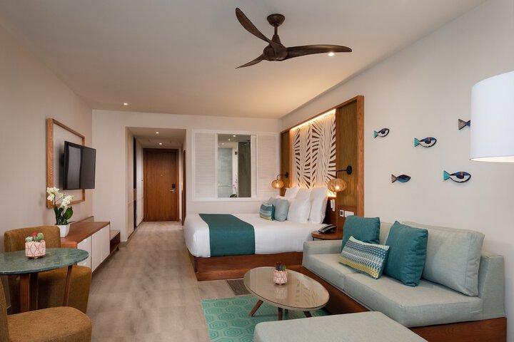 Room 21 of 121