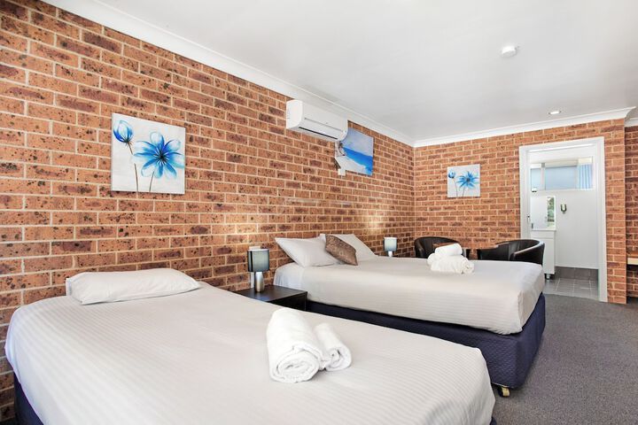 Room 7 of 20