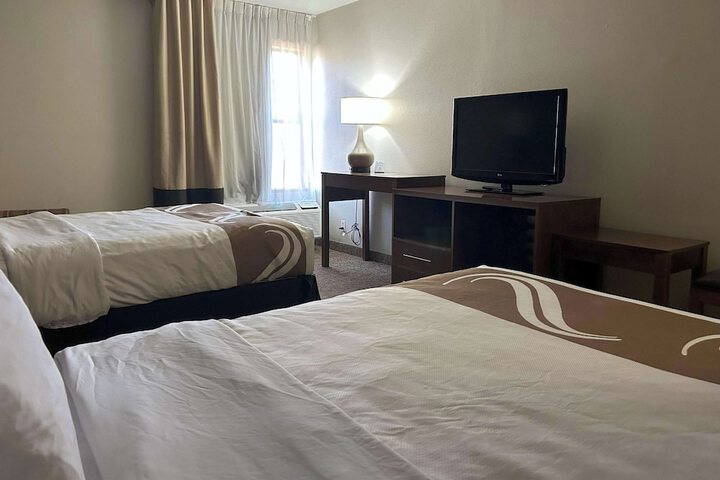 2 Double Beds (2 of 9)