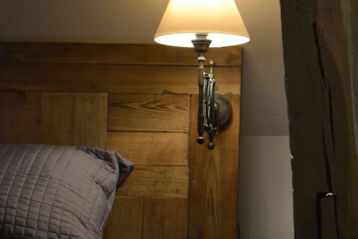 Room 3 of 34