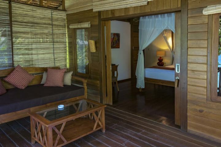 Room 8 of 42