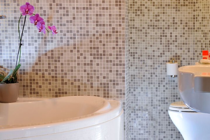 Jetted tub