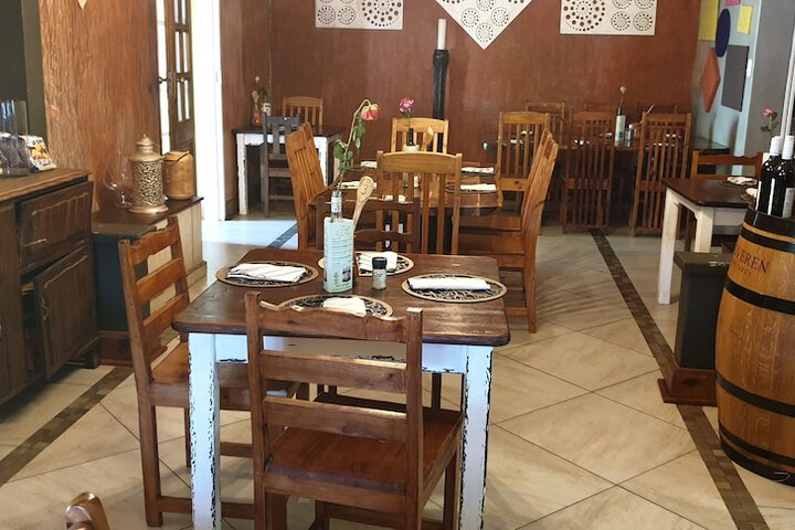 Dining 57 of 93