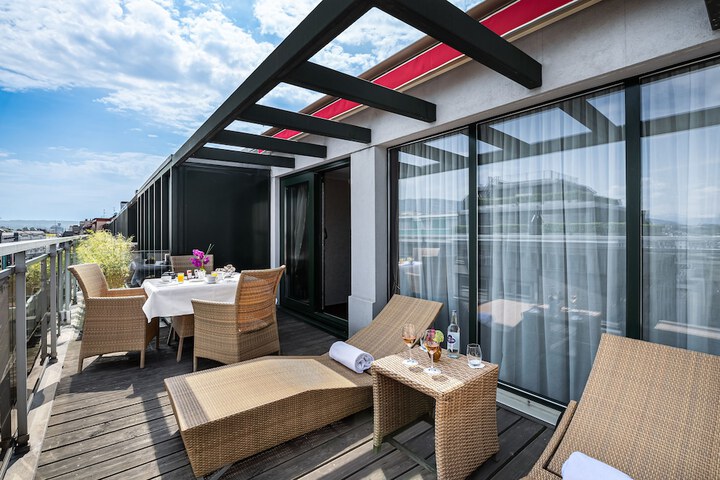 Terrace/Patio 59 of 97