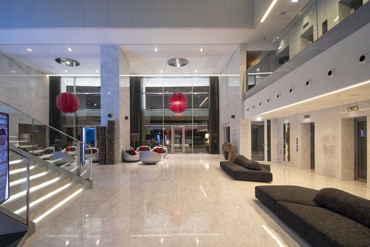 Hotel Lobby