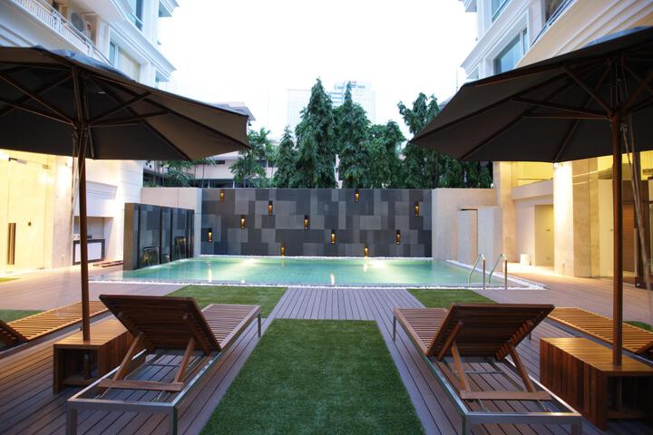 Pool 5 of 5