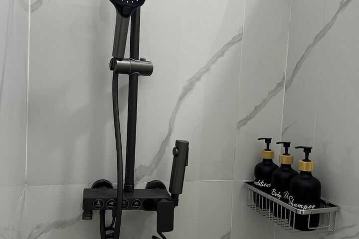 Room 6 of 41