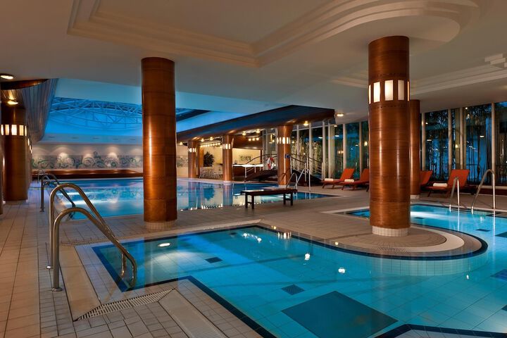 Pool 57 of 157