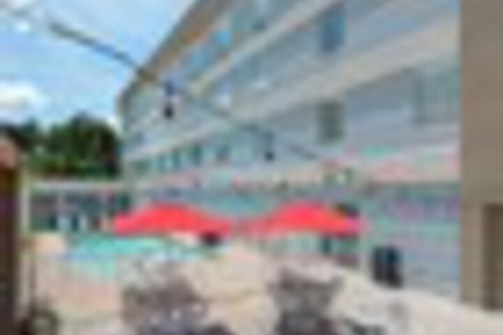Terrace/Patio 101 of 108