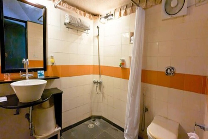 Room 29 of 125