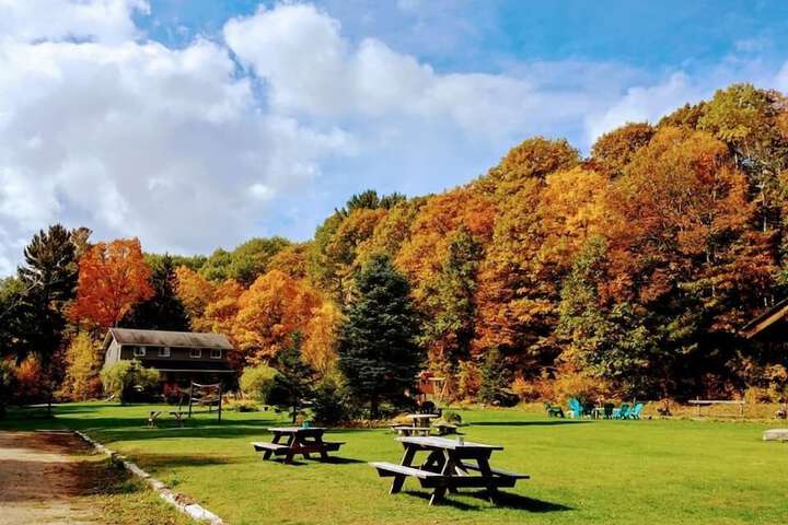 Dwight Riverside Inn