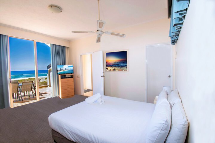 Room 10 of 46