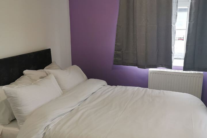 Room 9 of 69