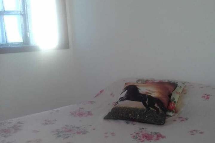 Room 8 of 18
