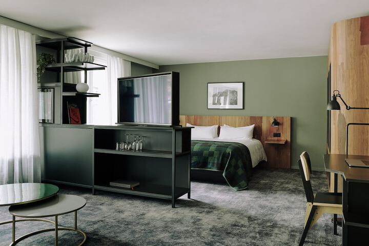 Room 19 of 89