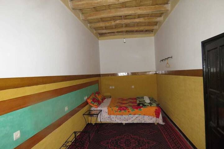 Room 11 of 12