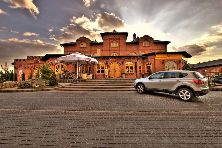 Exterior of Hotel Staropolski