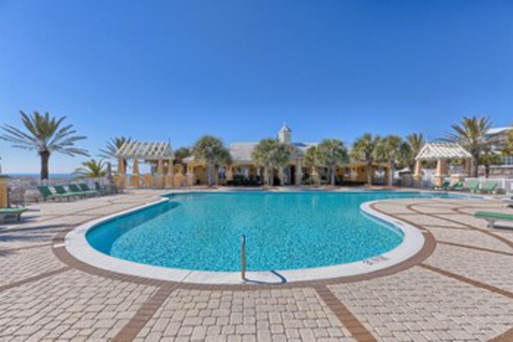 Pool 38 of 66