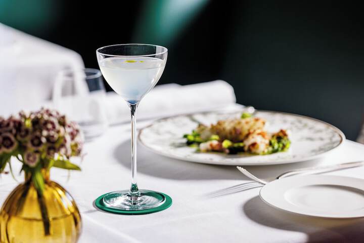 Dining 75 of 109