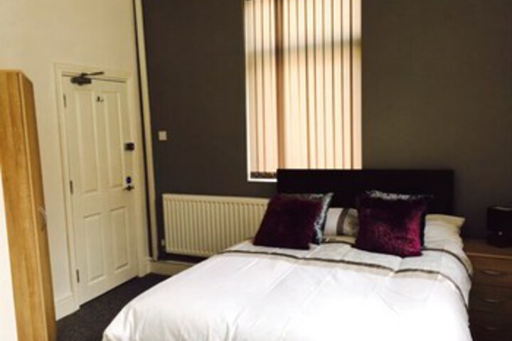 Room 50 of 95