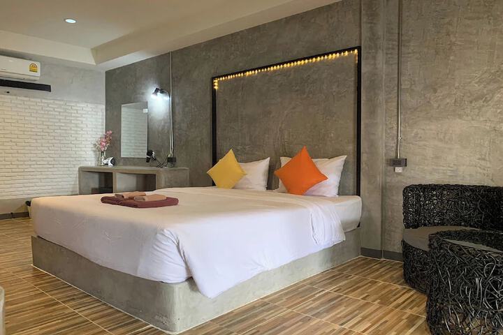 Room 43 of 95