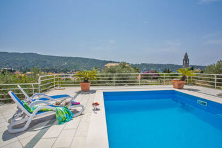 Pool 43 of 57