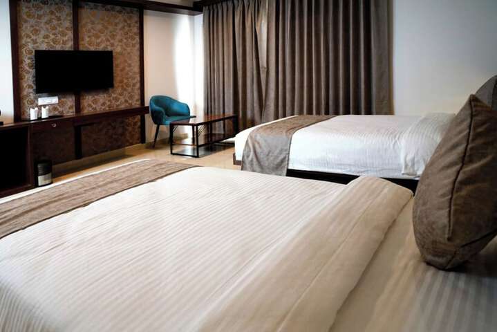Room 10 of 51