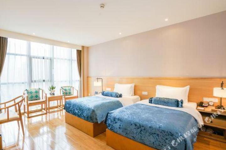 Jiaozi International Hotel