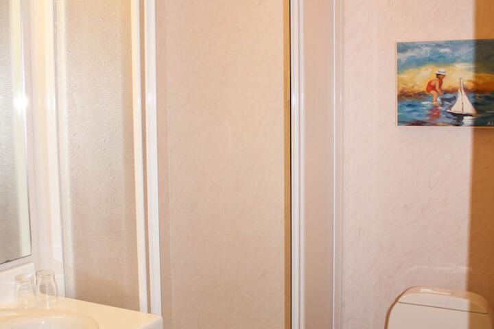 Room 15 of 29