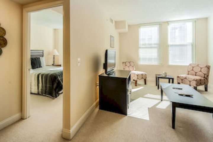 Room 32 of 34