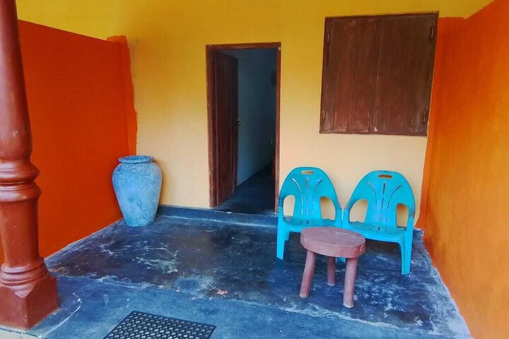 Room 12 of 43
