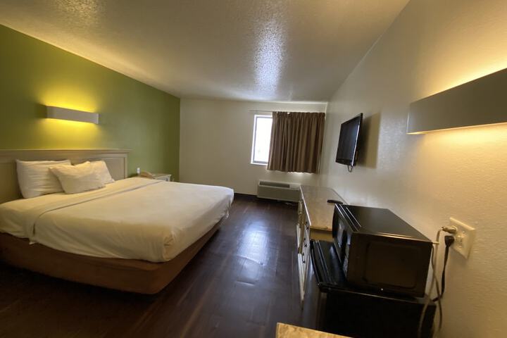 Standard | King Bed (2 of 11)
