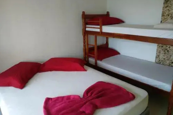 Room 3 of 20