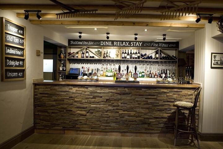 Dining Photos
