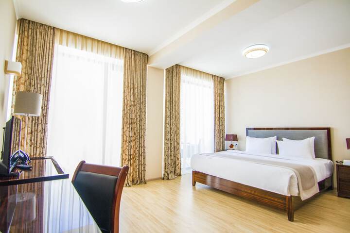 Room 34 of 75