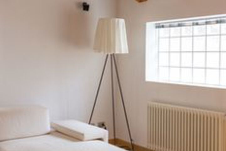 Room 17 of 21