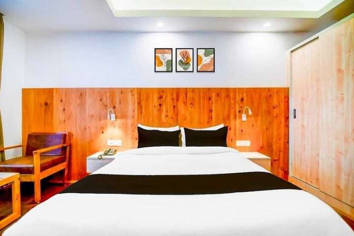 Room 2 of 11