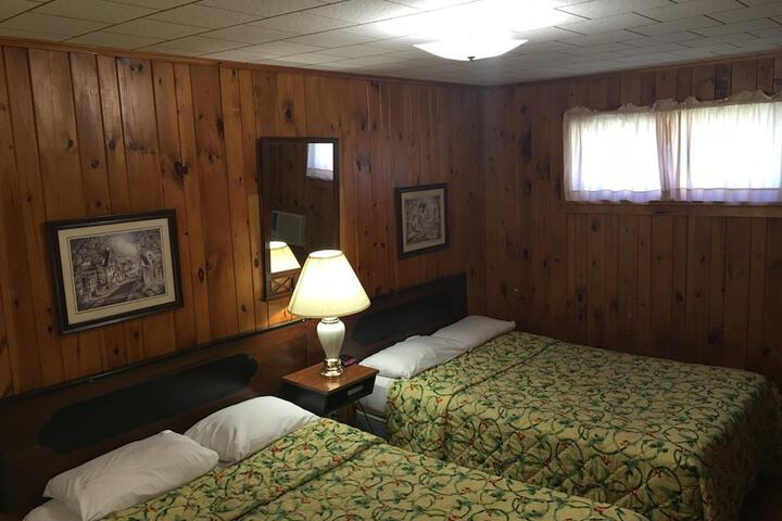 Room 8 of 54