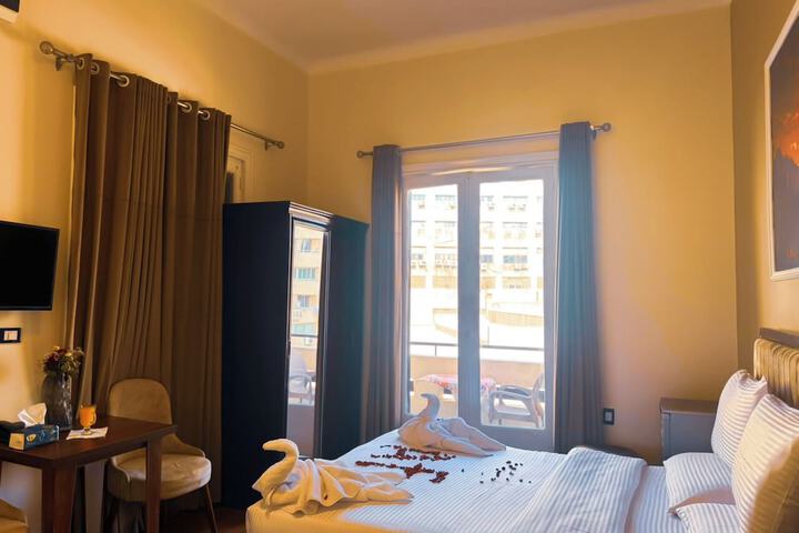 Room 79 of 137