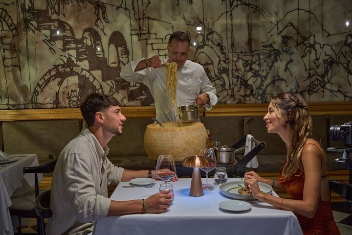 Dining 72 of 109