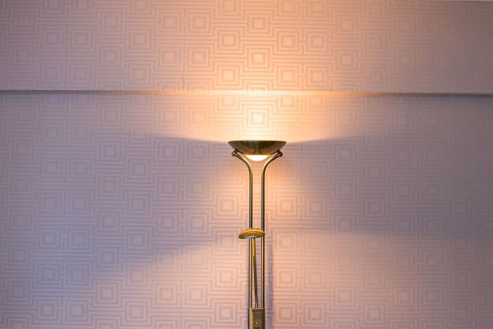 Lounge 73 of 78