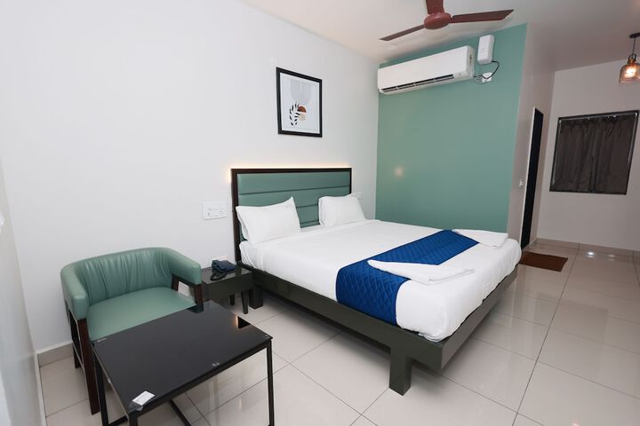 Room 3 of 48