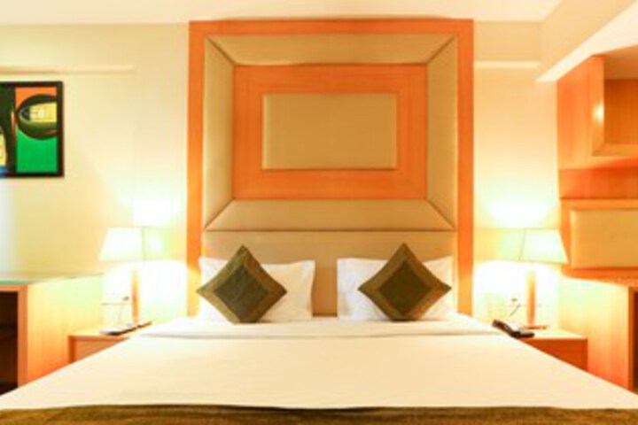 Room 49 of 97