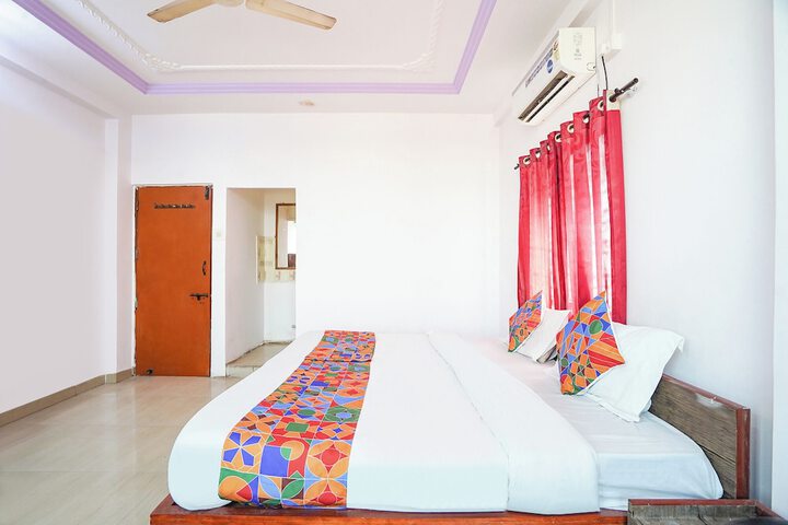 Room 19 of 28