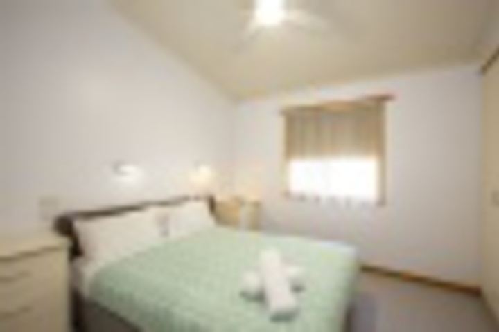 Room 460 of 876