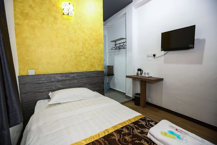 Room 14 of 41