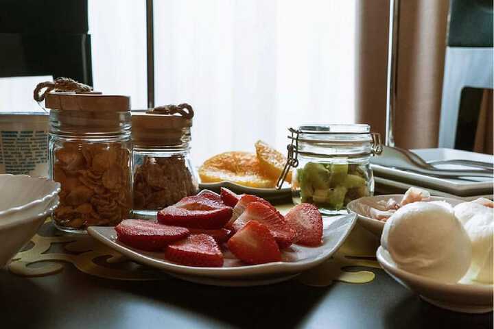 Breakfast/Coffee Service 31 of 49