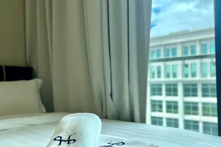 Room 30 of 326